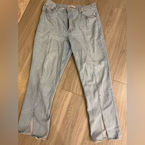 Curve Love Ultra High Rise The 90s Straight Jean Light with Vent Hem